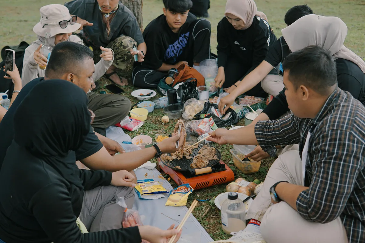 Potongan Rambut Pendek Pria Wajah Oval: Pilihan Terbaik