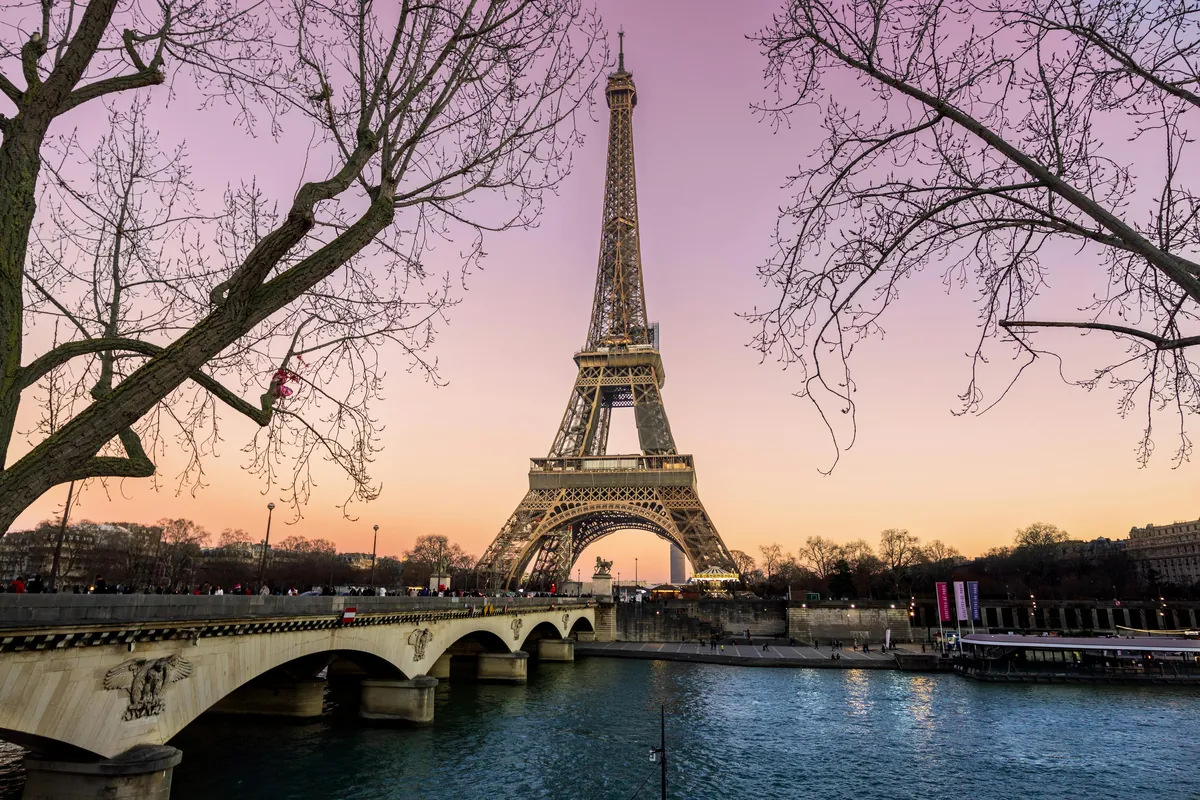U.S. Stock Market Today: Live Chart Insights and What Travelers Need to Know