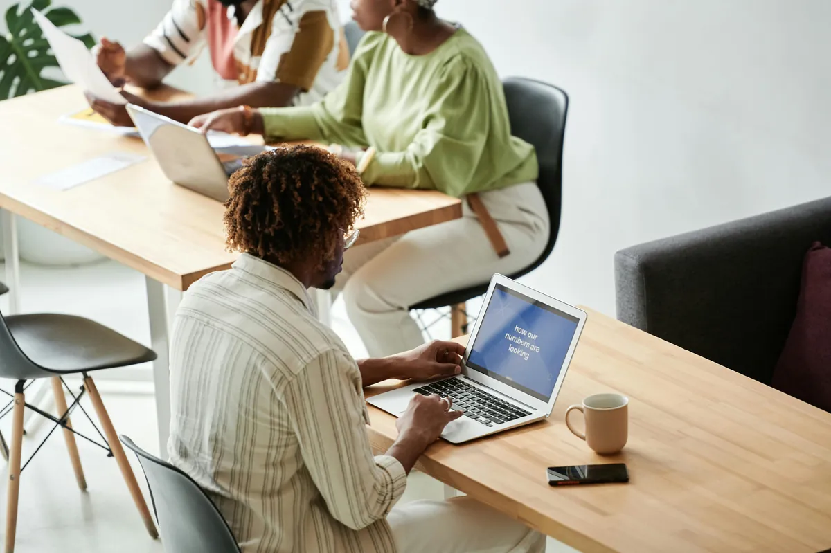 Staying Ahead in a Fast-Changing World: Why Global Business News Matters