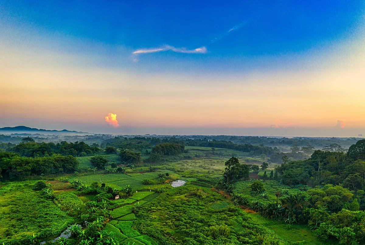Mimpi Orang Mati Hidup Kembali: Arti, Tafsir, dan Maknanya