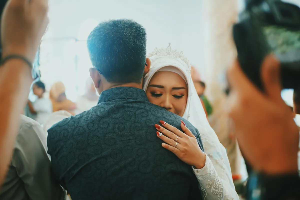 Model Rambut Pria untuk Bentuk Wajah Bulat: Pilihan Terbaik
